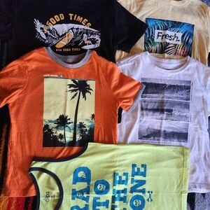 (5) vacation shirts for boys sz 6/7 (4) beach theme (1) high vis tank for beach